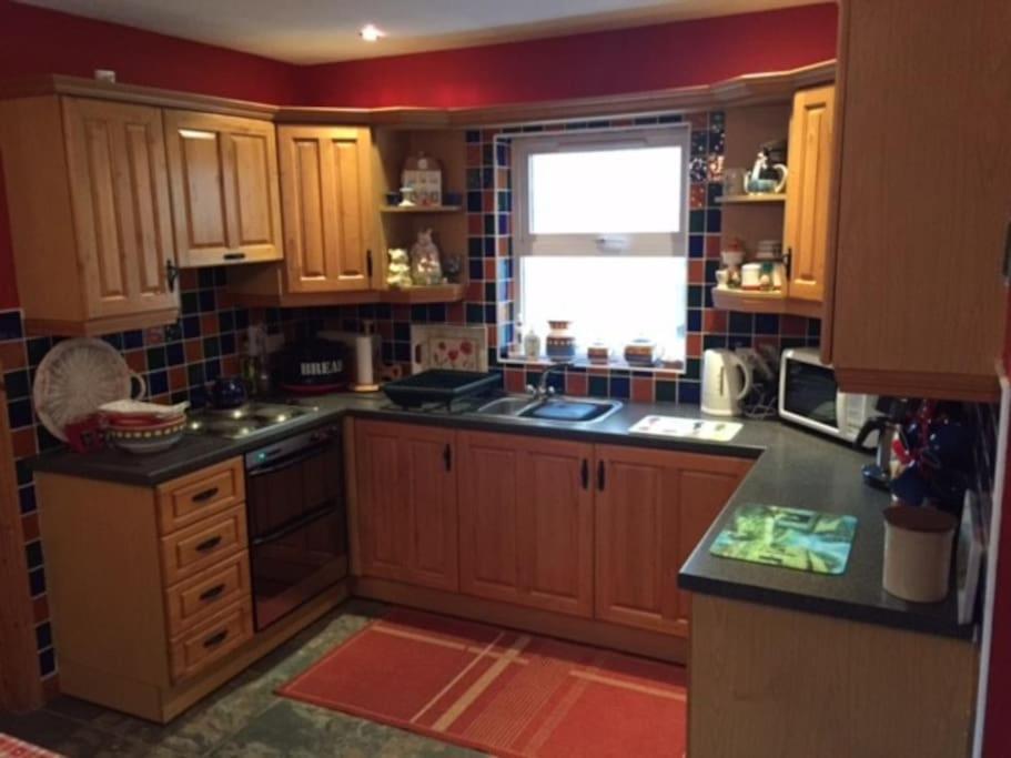 Primrose Cottage, Bushmills - Cosy Self Catering Property Exteriér fotografie