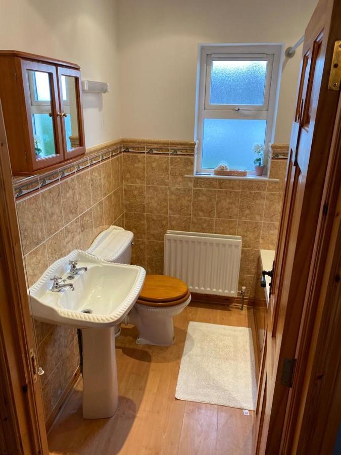 Primrose Cottage, Bushmills - Cosy Self Catering Property Exteriér fotografie